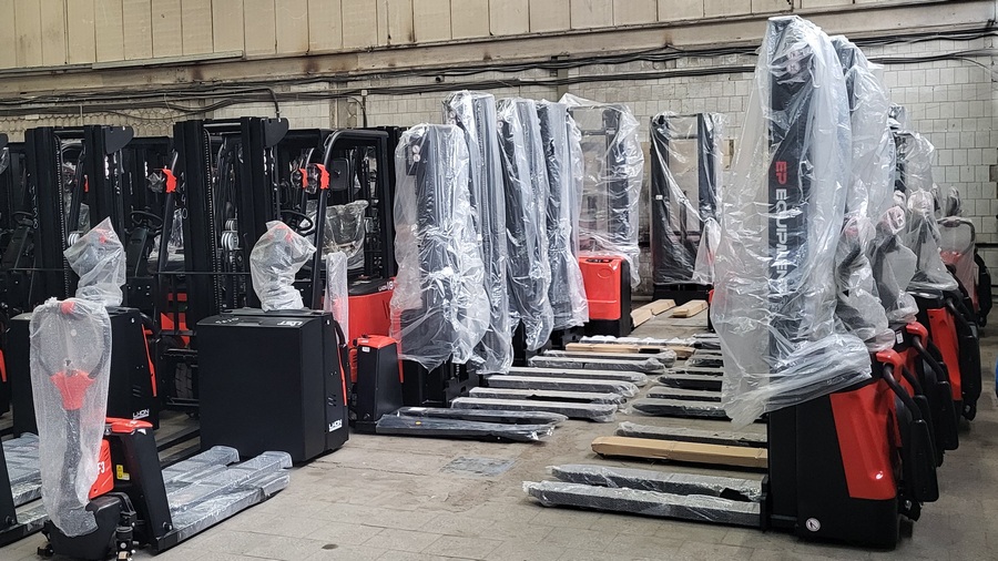 Тест-драйв складской техники на нашем складе в Элистe