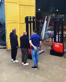 Тест-драйв складской техники на нашем складе в Элистe